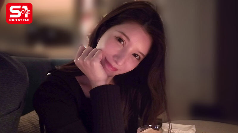 hikaru nagi aka asuka jav actress busty adult movie sone-702 dvd blu-ray nsfw asian japanese erotic film beautiful woman in black sweater smiling